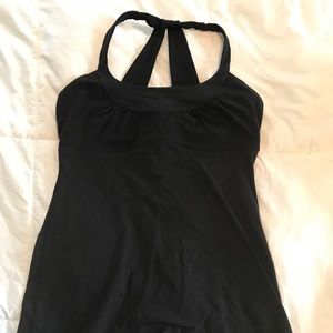 Lululemon black top